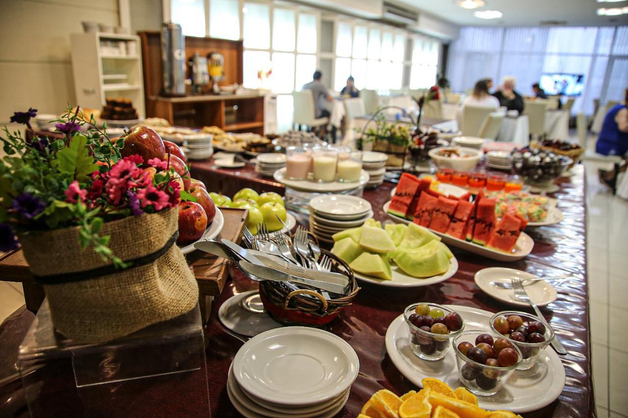 Hotel San Martin Y San Rafael (Mendoza)