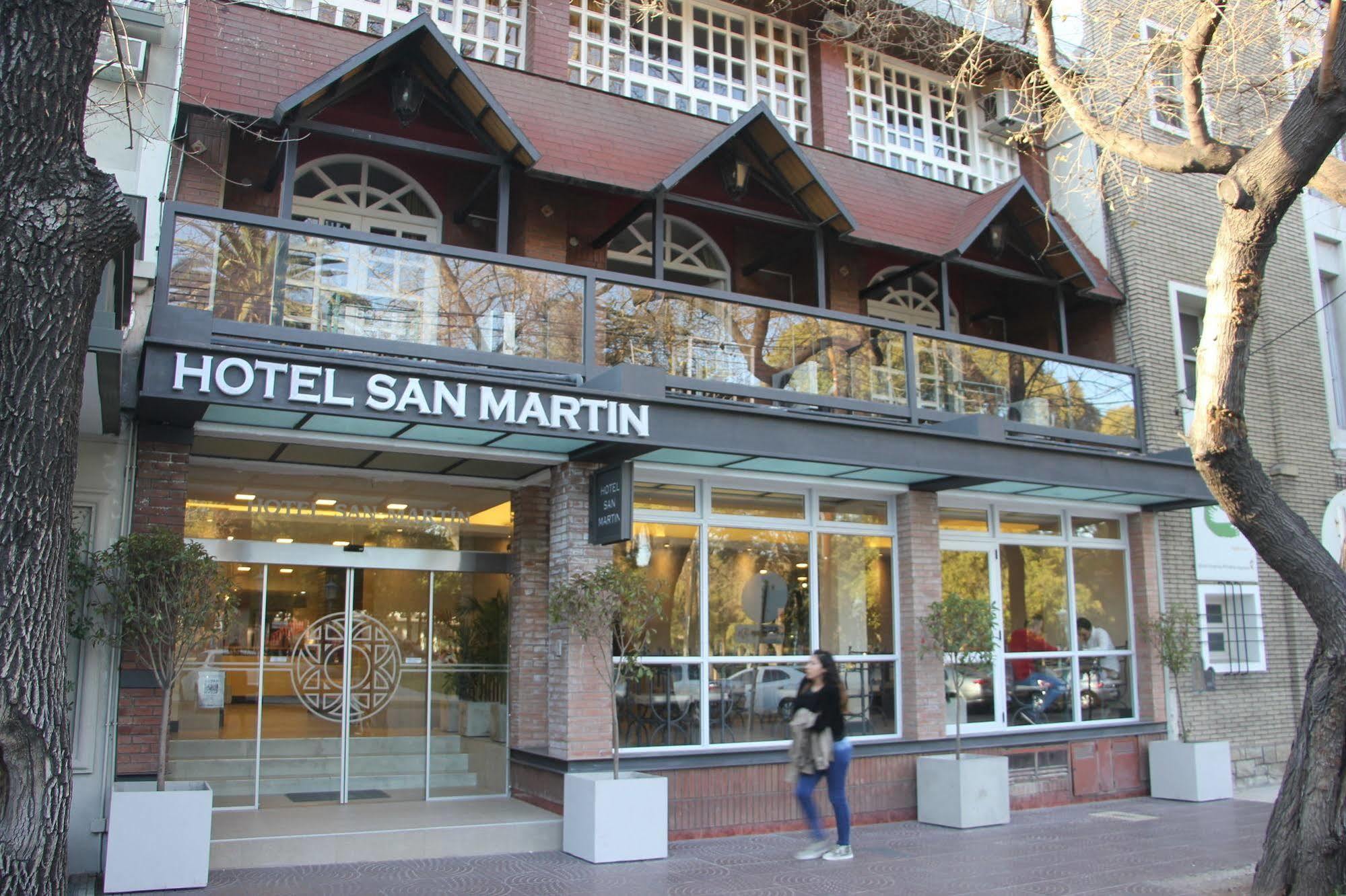 Hotel San Martin Y San Rafael (Mendoza)